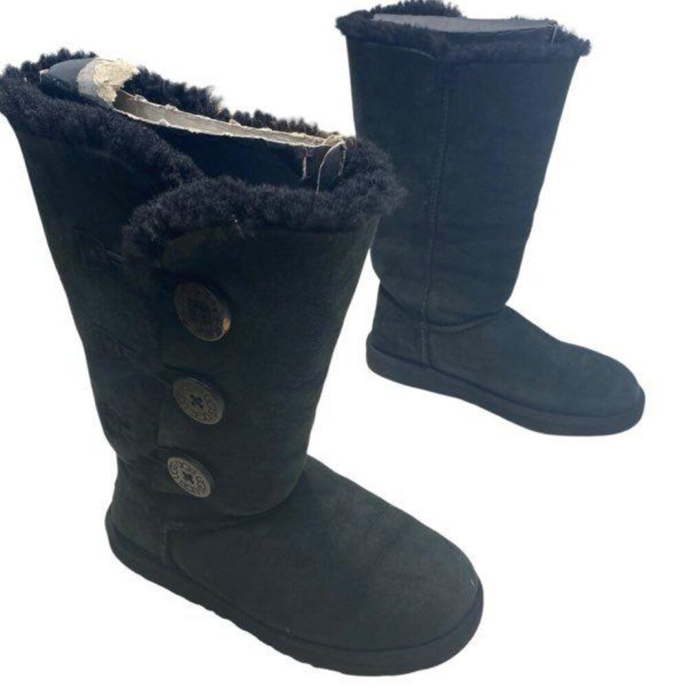 UGG Australia Bailey Button Triplet Sheepskin Boots - Women's 7 - Picture 5 of 14